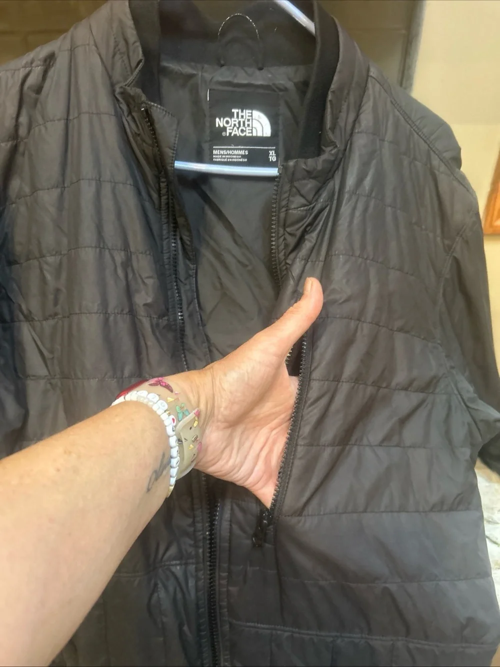 North Face mens Chase Heatseeker Insulated Jacket XL BLACK PUFFER FALL Winter.